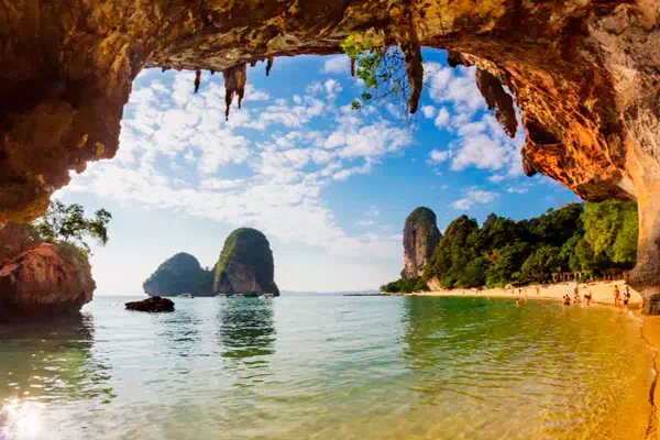 4 Islands Day Tour by Speedboat From Krabi