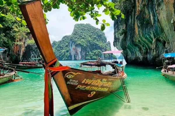 Ko Hong Island Tour by Longtail Boat From Krabi