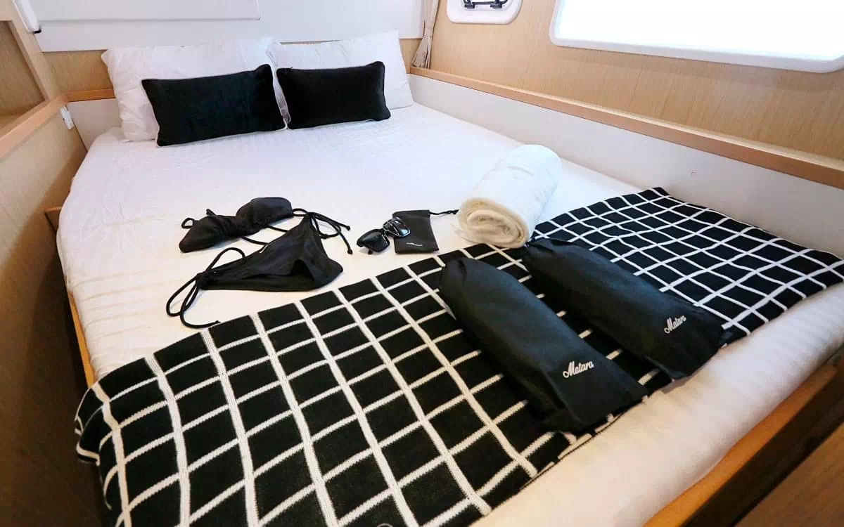 Charter Lagoon 400 Catamaran in Krabi view 10