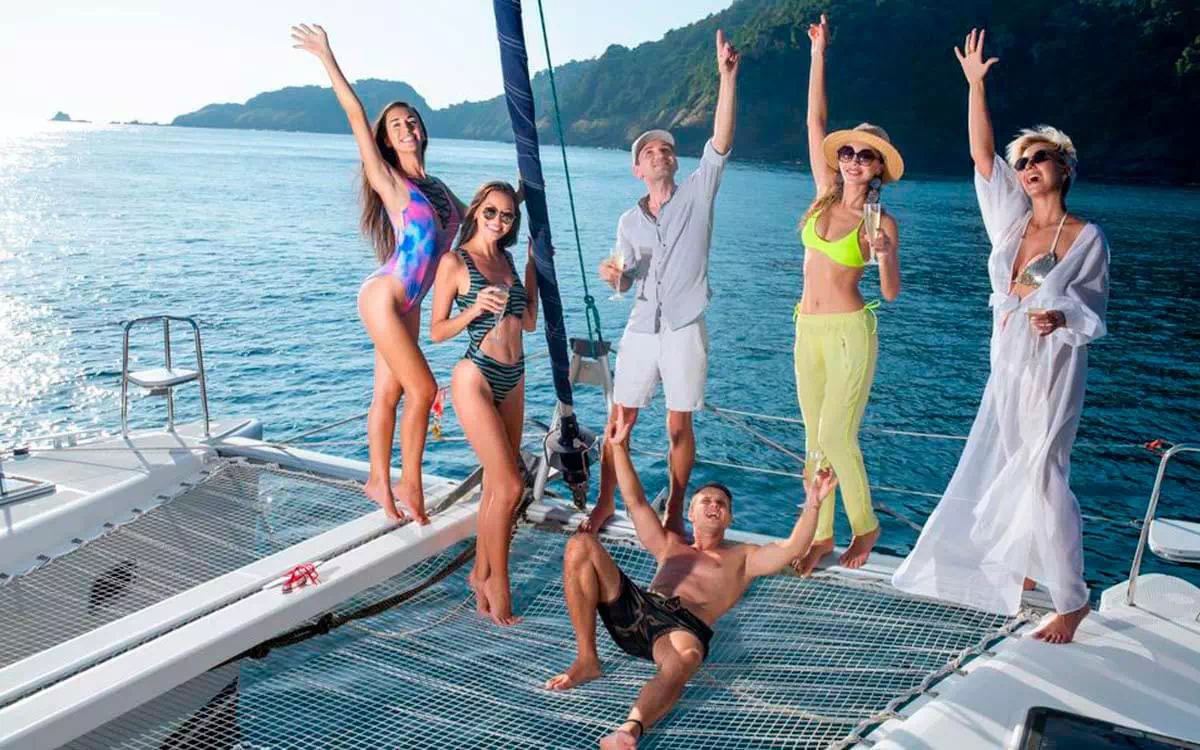 Charter Lagoon 400 Catamaran in Krabi view 12