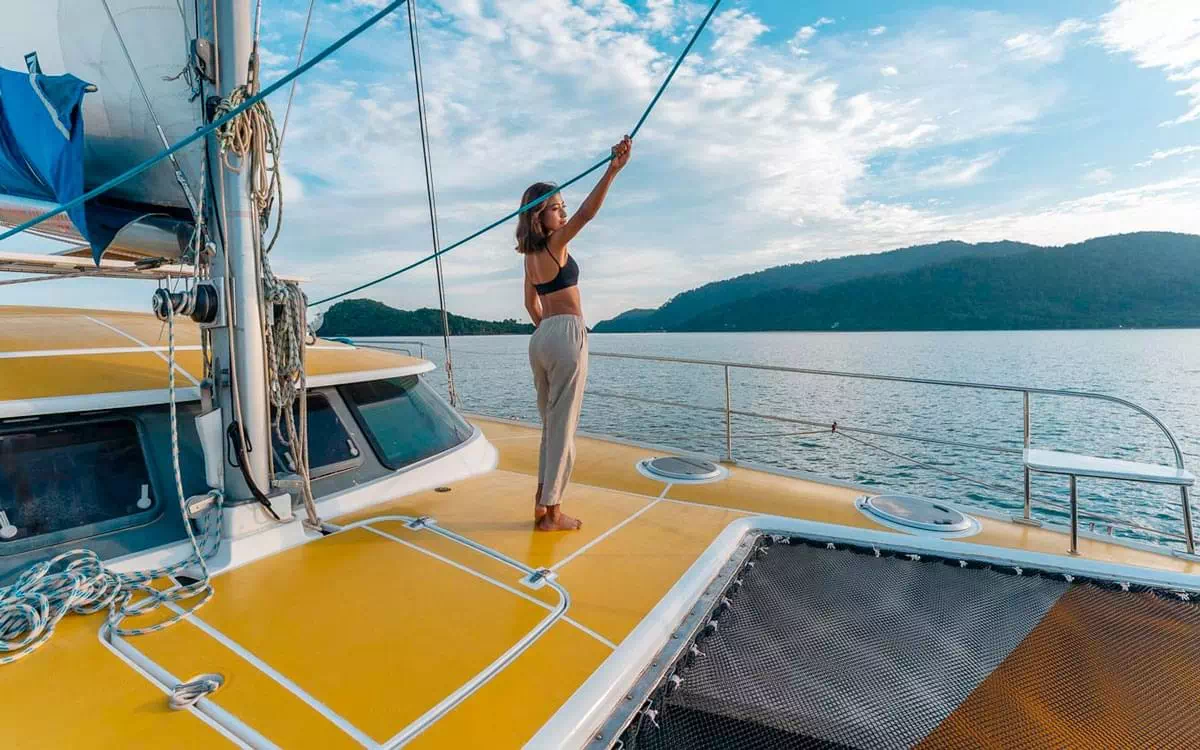 Charter Lavezzi 40 Sailing Catamaran in Krabi view 6