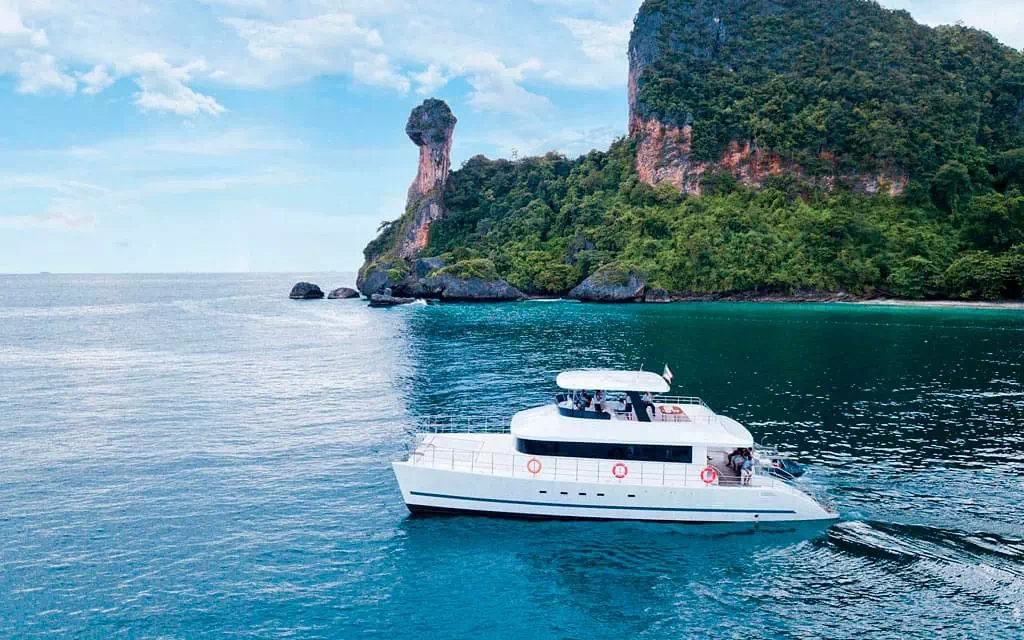 Rent a 72-foot Motor Catamaran in Krabi view 4