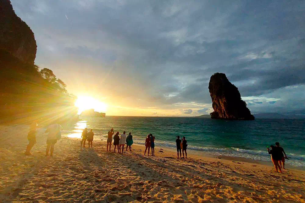 7 Islands Sunset Tour with BBQ Dinner and Bioluminescent Plankton Swimming view 5