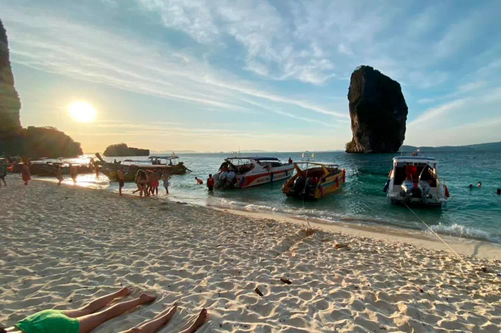 7 Islands Sunset Tour with BBQ Dinner and Bioluminescent Plankton Swimming view 9