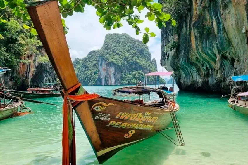 Ko Hong Island Tour by Longtail Boat From Krabi view 1
