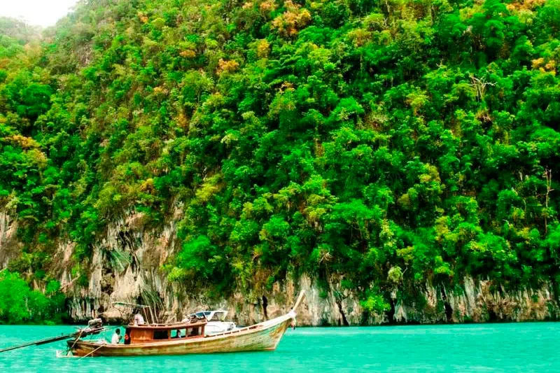 Ko Hong Island Tour by Longtail Boat From Krabi view 11
