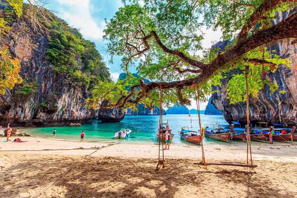 Ko Hong Island Tour by Longtail Boat From Krabi view 3